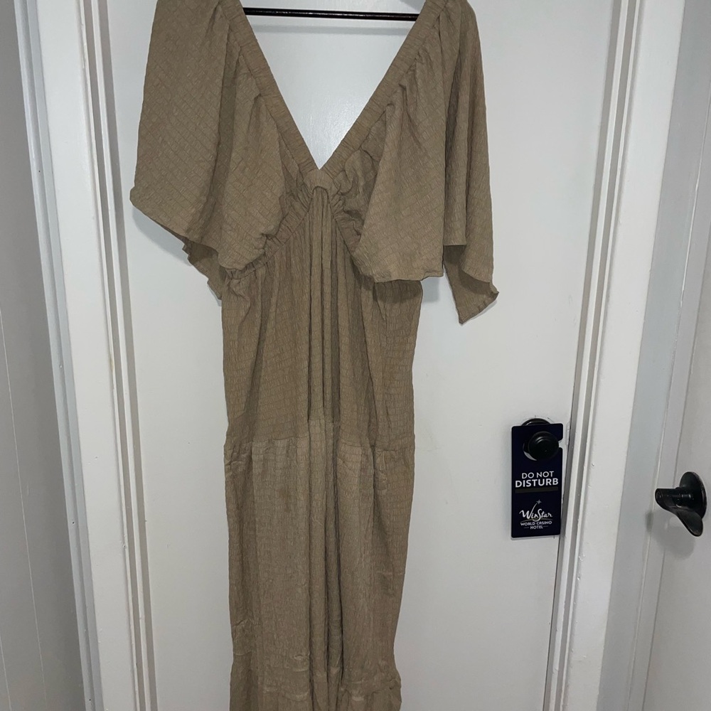 Boho V-Neck Flutter Sleeve Maxi Dress in Tan